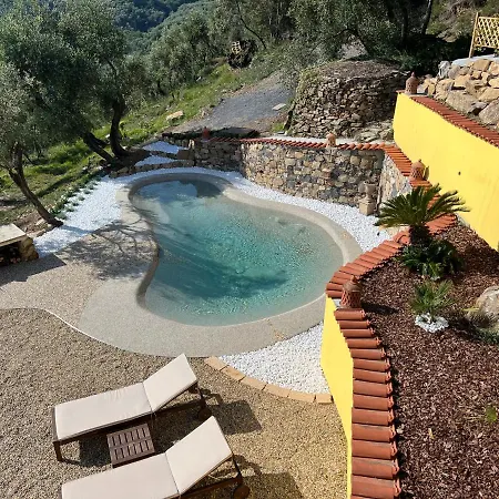 Сasa de vacaciones Casale Tra Gli Ulivi Diano San Pietro