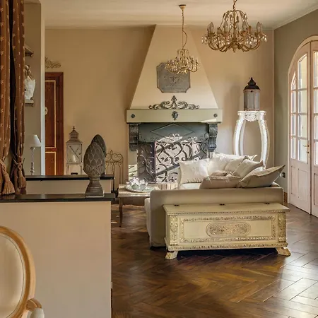 بيت للعطل Casale Tra Gli Ulivi *