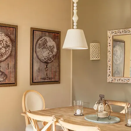 Casale Tra Gli Ulivi بيت للعطل *