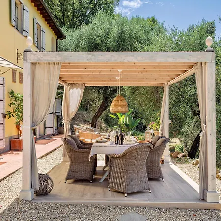 بيت للعطل Casale Tra Gli Ulivi Diano San Pietro